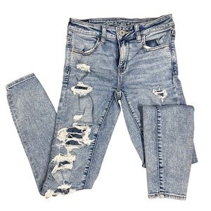 Women’s American Eagle Ripped Skinny Jeans Size 2
